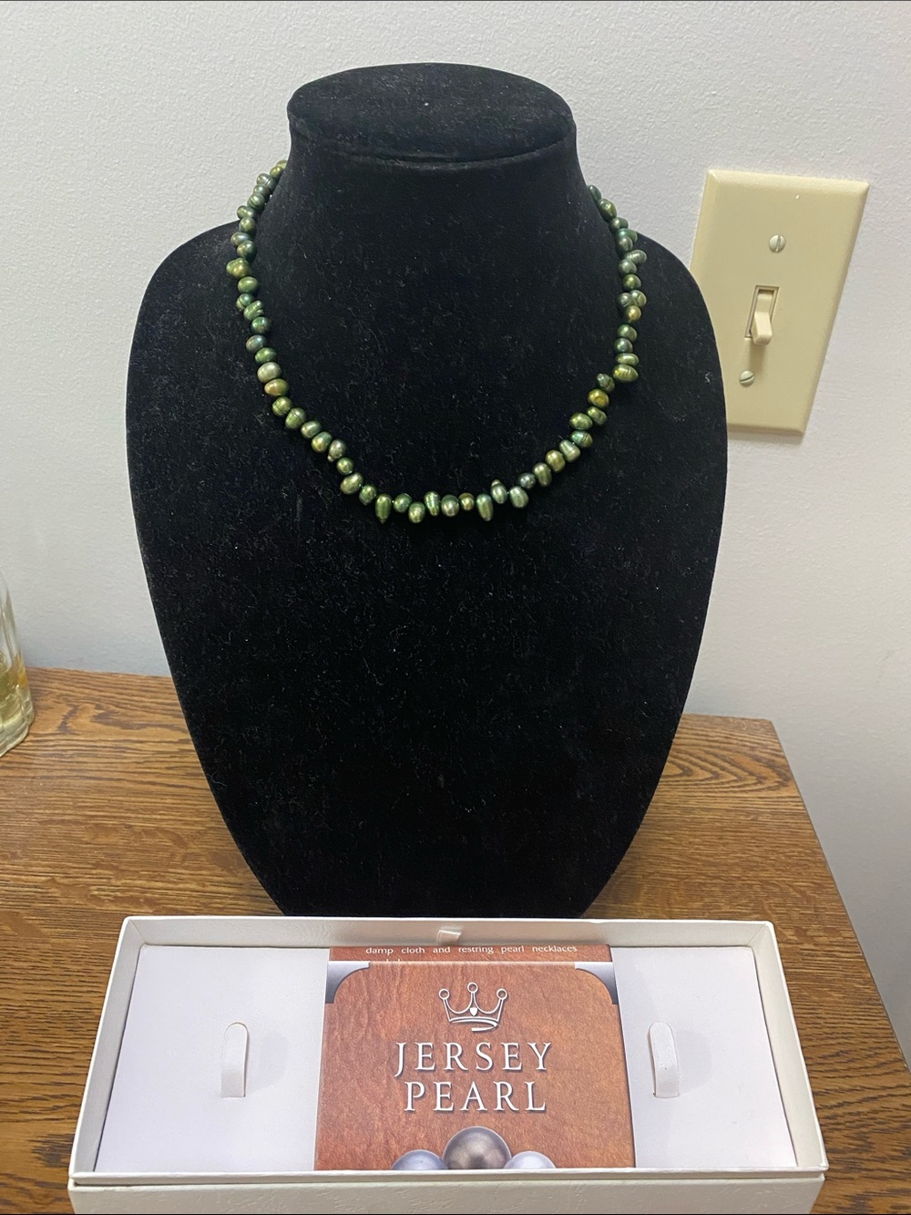 JERSEY PEARL Green Freshwater Pearl Necklace in Box